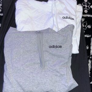 2 hoodies in a men’s medium!